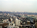 As for the bridge at the expressway, the gentle curve is beautiful.